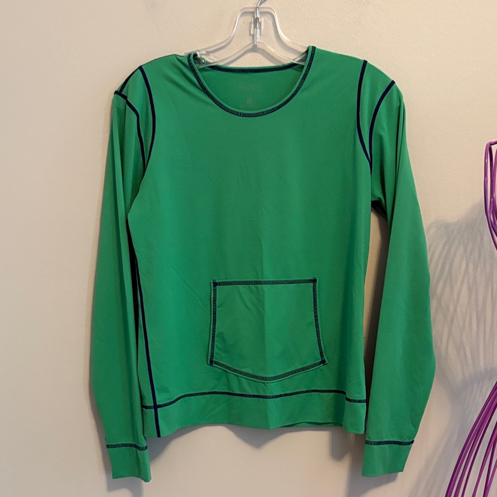 Athleta Green Long Sleeve Pullover with Navy Contrast Stitching